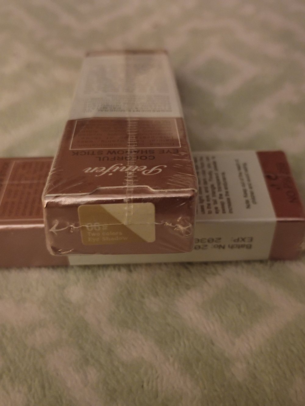 Oh! Two Tone Eye Shadow Stick - Color # 06
